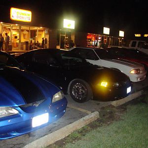 Dunkin Donuts Night Life 02