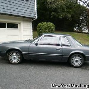 This is when I first purchased the car !!!
Good Old 1979 Mustang Inline 6.